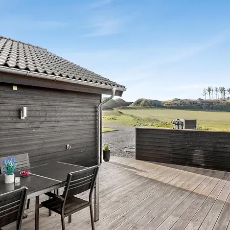 Antina - 400m From The Sea By Interhome *